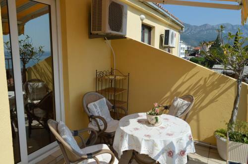Apartment On Sremskog Fronta