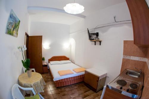 Hostal Guest House Slavuj