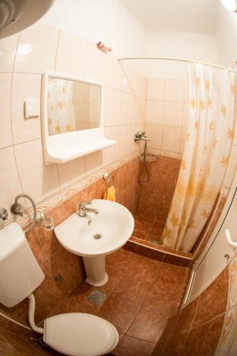 Hostal Guest House Slavuj
