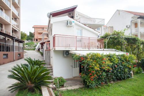 Hostal Guest House Slavuj