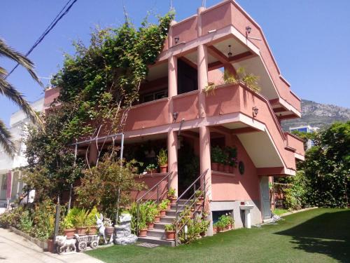 Holiday Home Monte