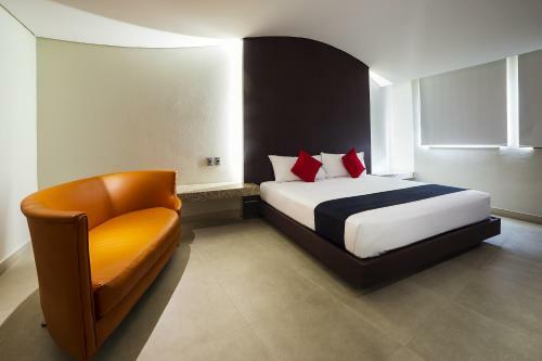 Hotel & Suites Ferri