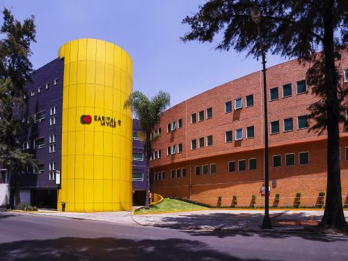 Hotel & Suites Ferri