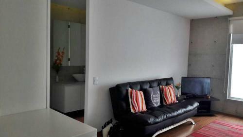 Gym & Pool. Loft Condesa Double Level Apartment