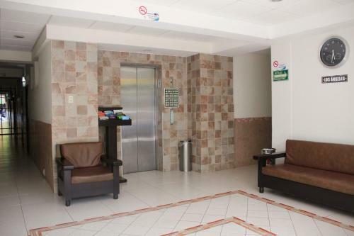 Hotel Niza Zona Piel