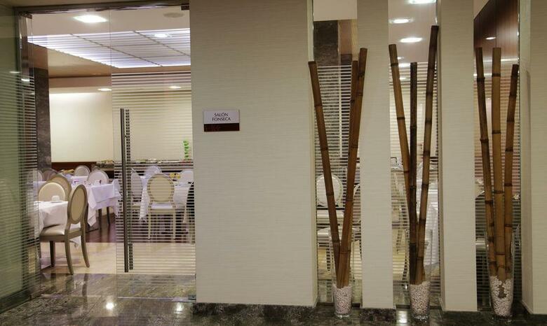 Hotel Compostela
