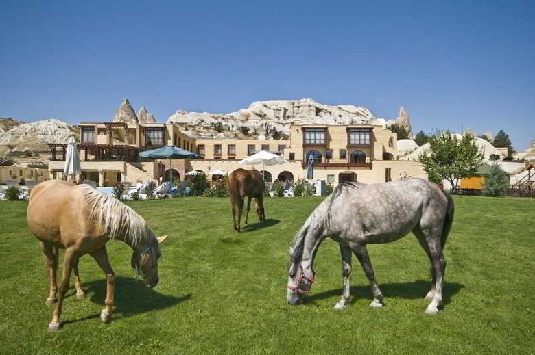 Tourist Hotel
