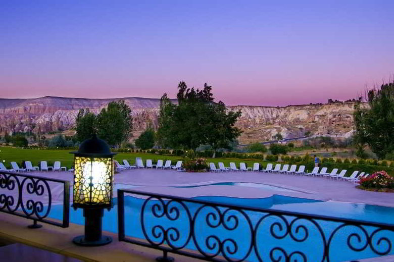 Tourist Hotel