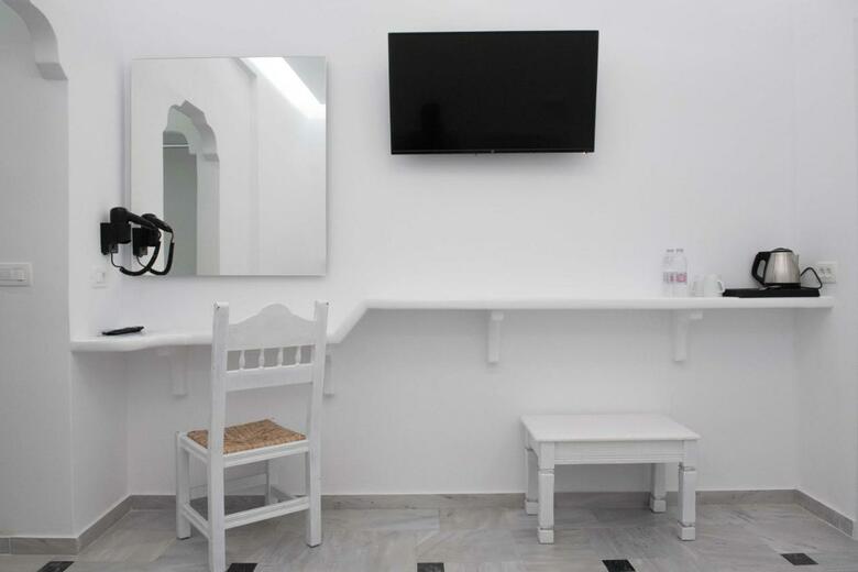 Hotel Cyclades