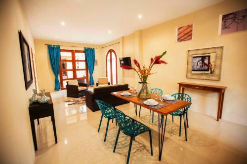 Apartamento Hotel Plaza Marbella Granada