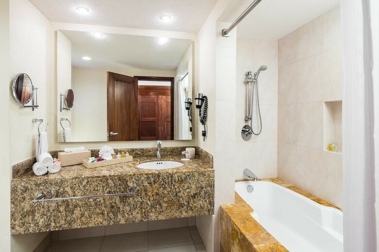 Hotel Bluebay Grand Esmeralda - All Inclusive