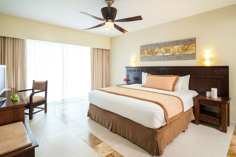 Hotel Bluebay Grand Esmeralda - All Inclusive