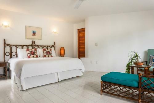 Homing Bird Casa Matuk