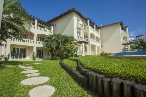 Apartamento 2 Bedroom Condo At Luna Maya