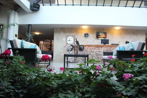 Palace Sclc Hotel & Brewery