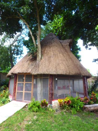 Hotel Caba�as Y Hostal Zoh Laguna