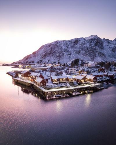 Hattvika Lodge
