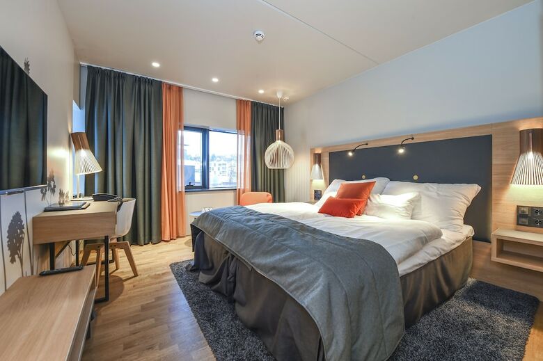 Clarion Hotel The Edge