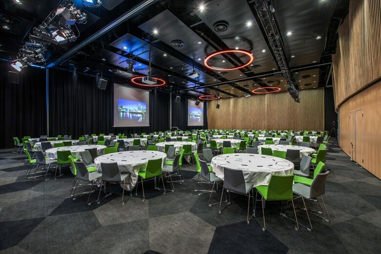 Clarion Hotel The Edge
