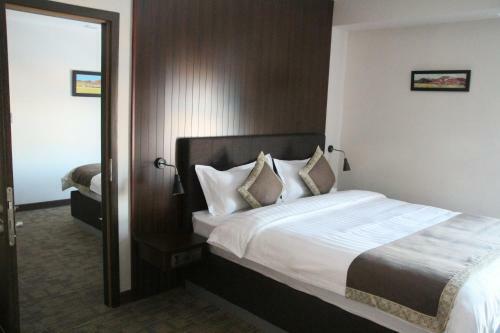 Ub Inn Hotel & Gallery
