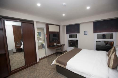 Ub Inn Hotel & Gallery