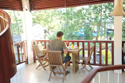 Albergue Ngapali Banyan (ii)