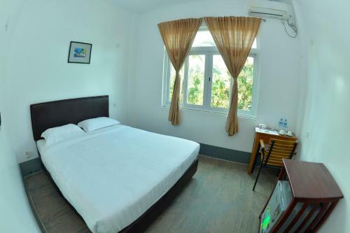 Bed & Breakfast Ngapali Banyan Boutique Hostel