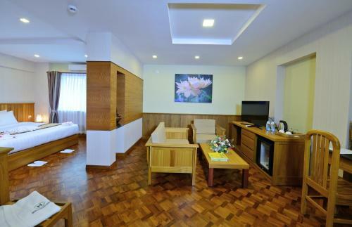 Hotel H Valley Yangon