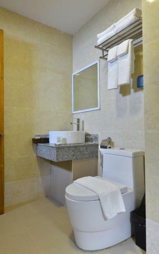 Hotel H Valley Yangon