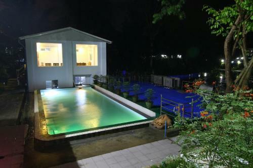 Green Acres Service Apartment