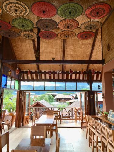 Inle Cottage Hotel