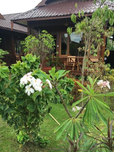 Inle Cottage Hotel