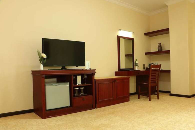 Victoria Palace Hotel