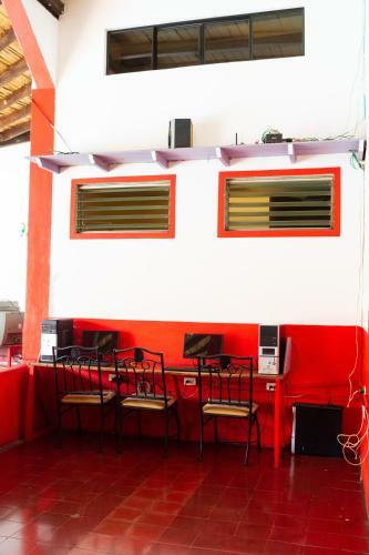 Albergue Hostal Lazybones