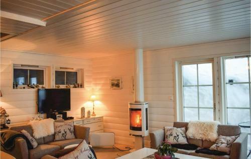 Five-bedroom Holiday Home In Norheimsund