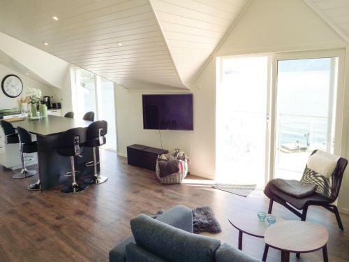 Two-bedroom Holiday Home In Strandebarm