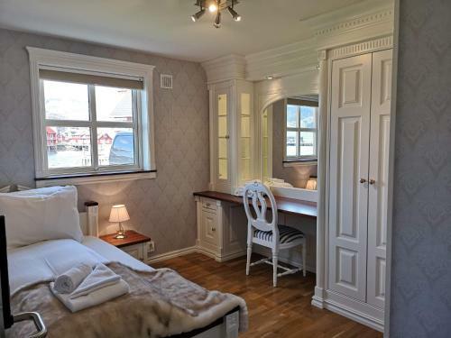 Lodge Rorbuanlegget Svolv�r Havn