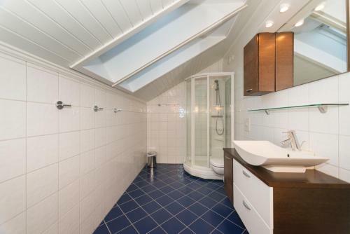 Lodge Rorbuanlegget Svolv�r Havn
