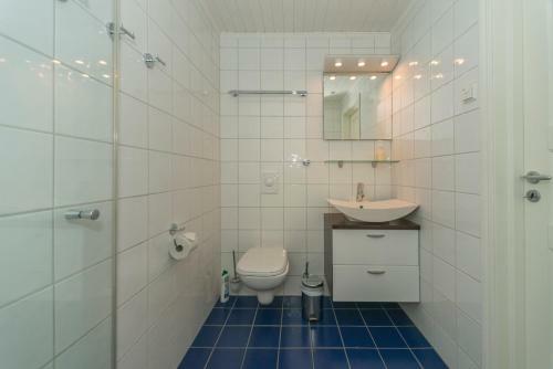 Lodge Rorbuanlegget Svolv�r Havn