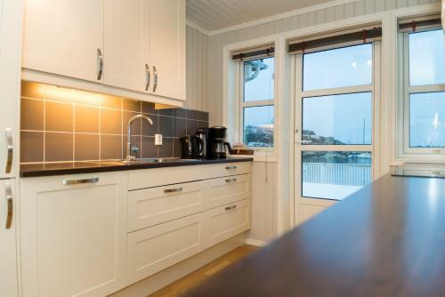 Lodge Rorbuanlegget Svolv�r Havn