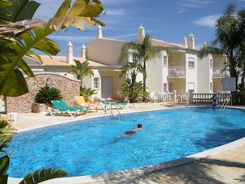 Hotel Vila Do Castelo Apartments