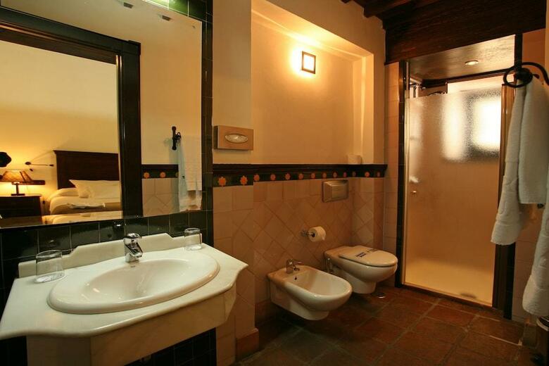 Hotel El Ladron De Agua