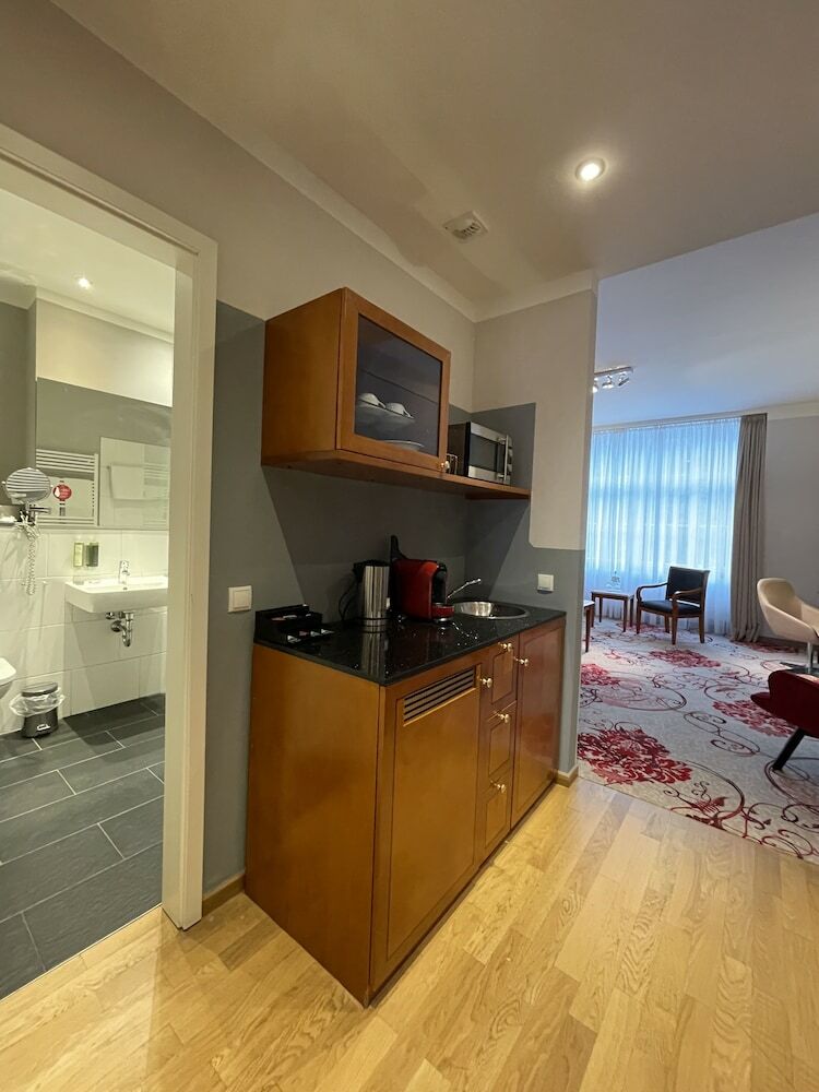 Batschari Suite Hotel