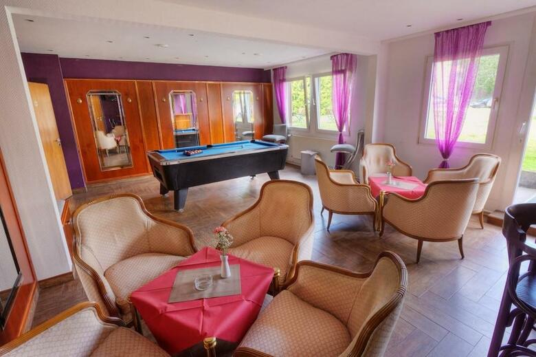 Hotel B1