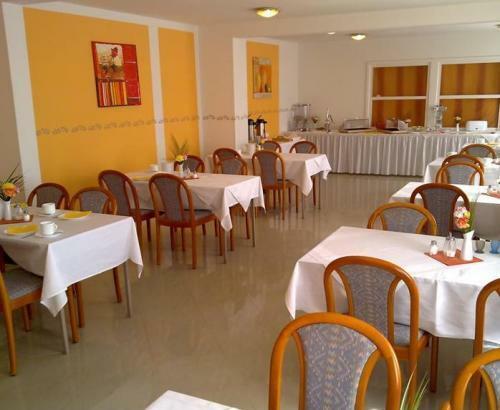 Hotel B1