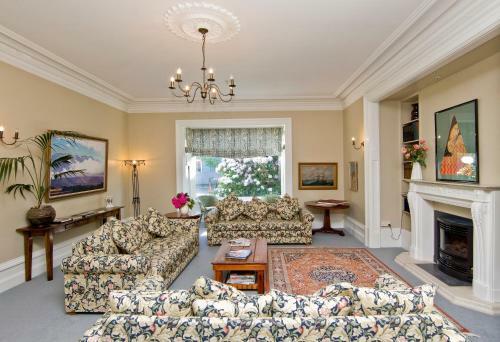 Orari Bed And Breakfast