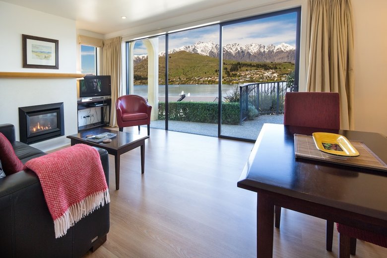 Aparthotel Villa Del Lago
