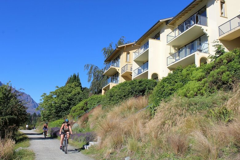 Aparthotel Villa Del Lago