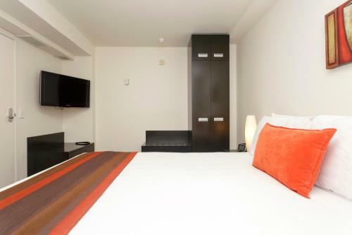 The Reef Resort Motel