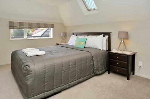 Rosemary's Villa - Christchurch Holiday Homes